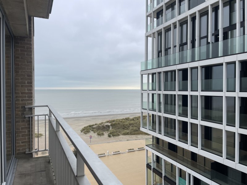 STRAND IMPERIAL